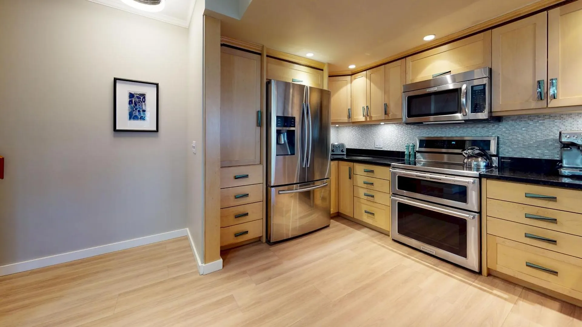Lagoons 20 Village Location Rare 5Bdr Condo With Private Hot Tub Whistler 0*,