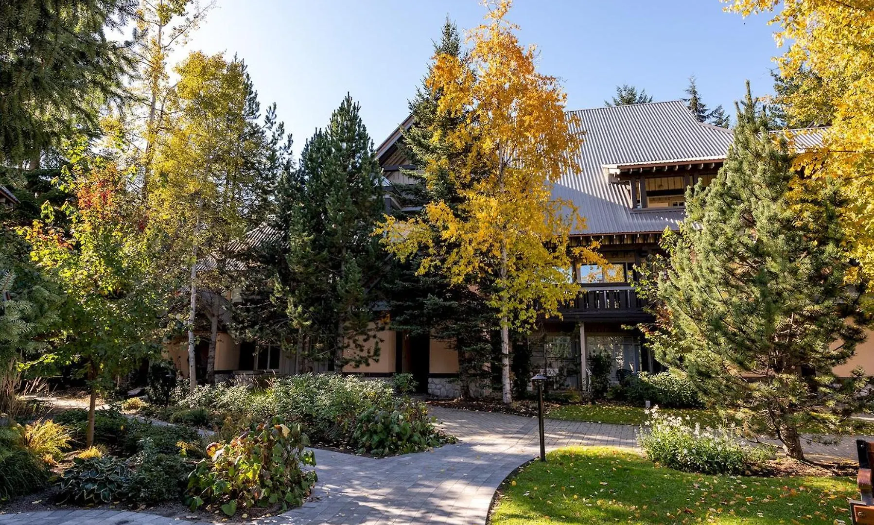 Lagoons 20 Village Location Rare 5Bdr Condo With Private Hot Tub Whistler 0*,