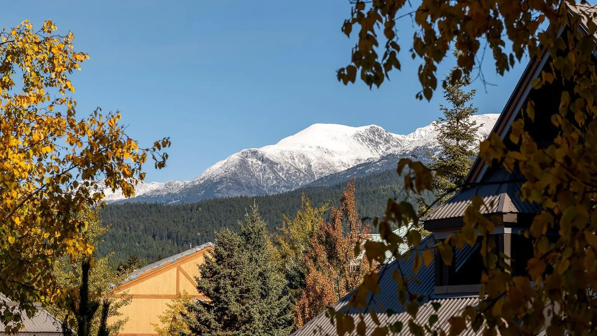 Appartement Lagoons 20 Village Location Rare 5Bdr Condo With Private Hot Tub Whistler