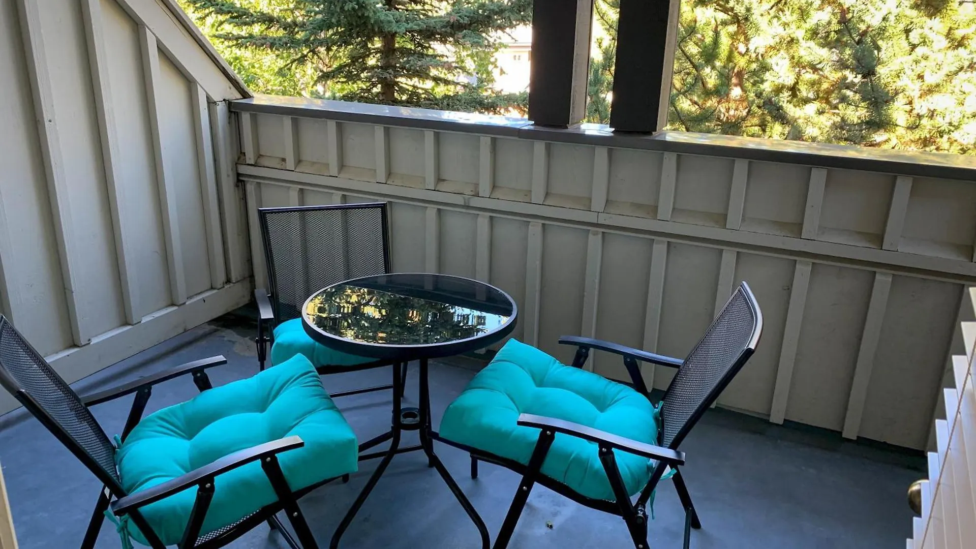 Lagoons 20 Village Location Rare 5Bdr Condo With Private Hot Tub Whistler
